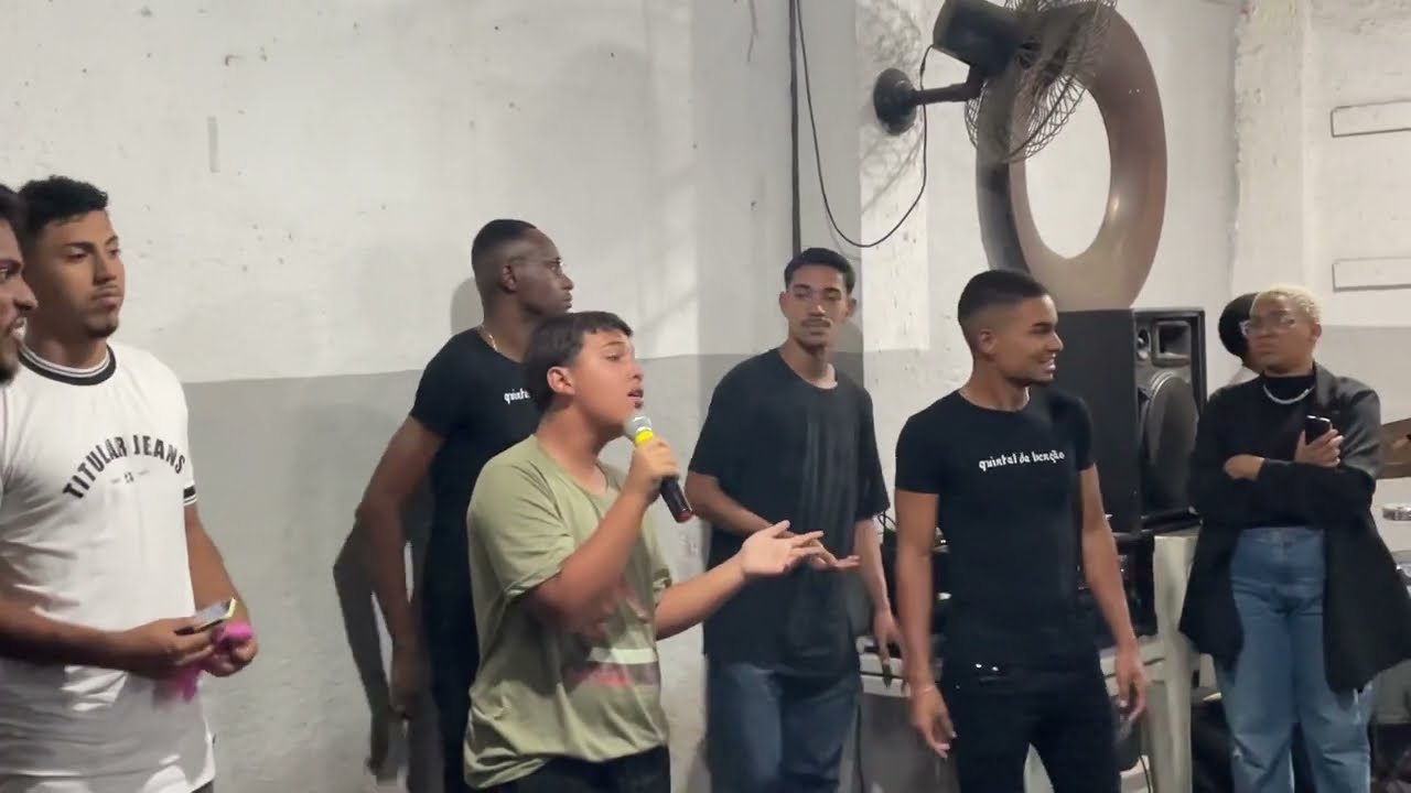 OLHA O QUE ACONTECEU QUANDO ESSE MENINO CANTOU, ELE É DIFERENTE 😭 RODRIGO VINHEIROS