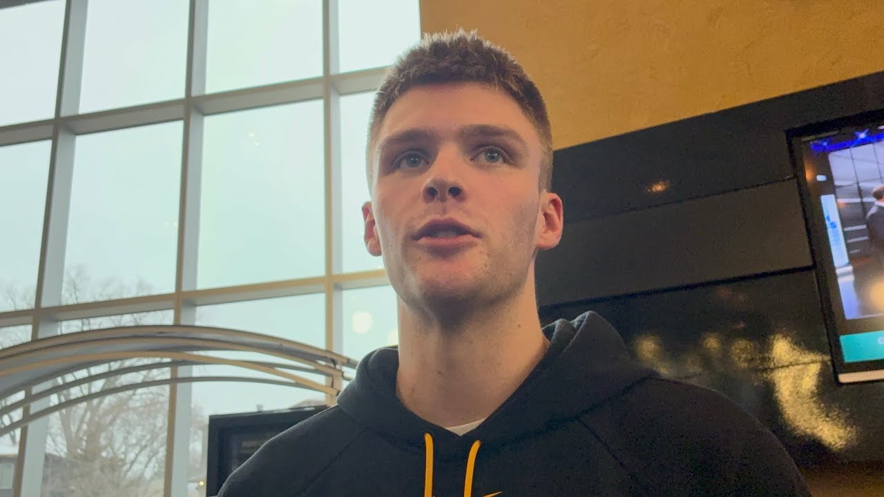 Bennett Stirtz reacts to Iowa basketball’s NCAA Tournament selection