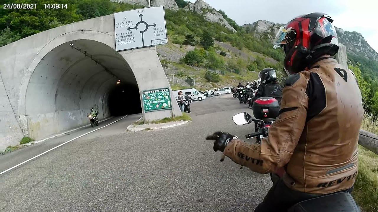 Balade au col du Rousset en moto et tunnel mystérieux