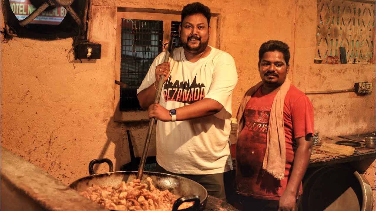 Amazing Joint Biryani | Chicken Fry Biryani | Feast at Nutaki Rasool Biryani Street Byte Silly Monks