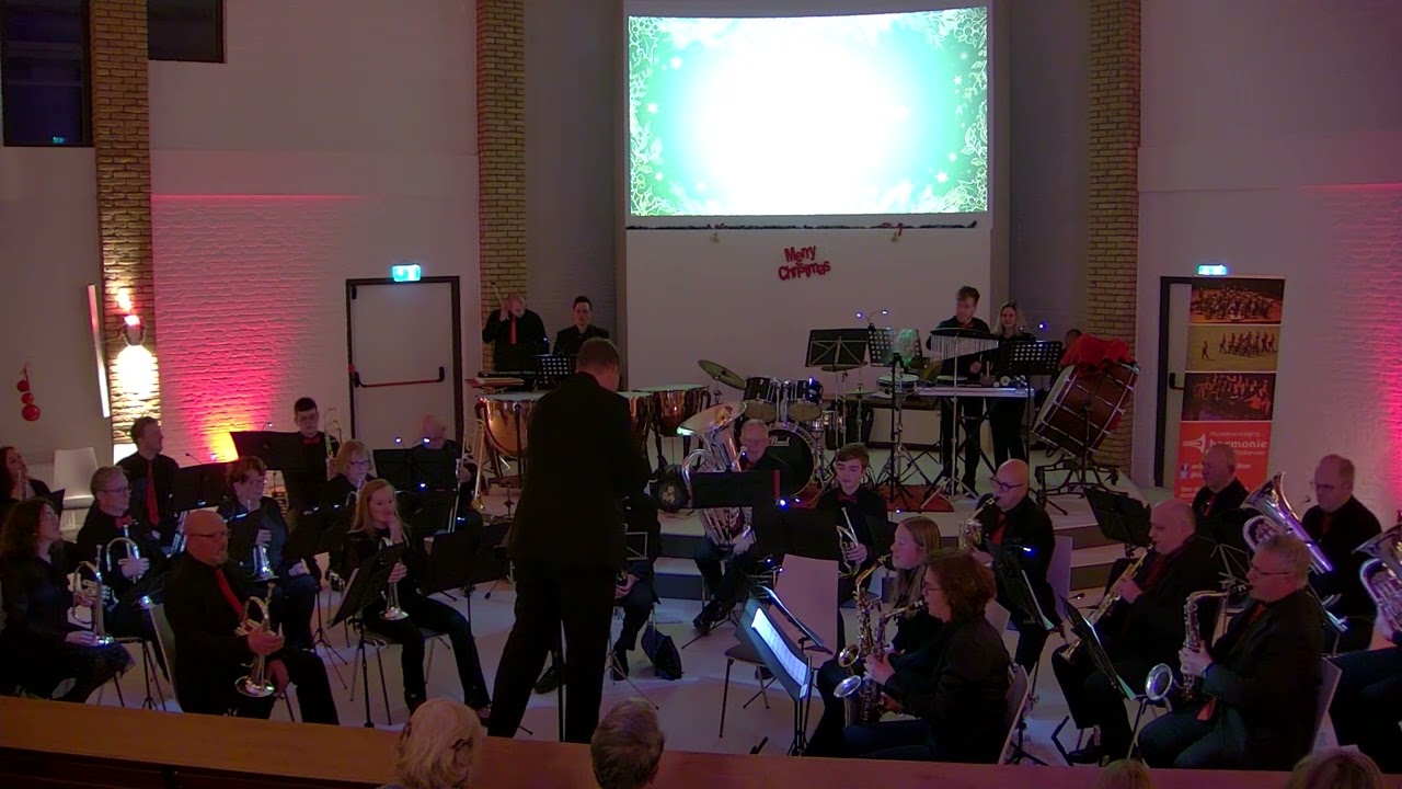 Harmonie Slikkerveer Kerstconcert Groot Orkest 2022 bij RTV-Ridderkerk