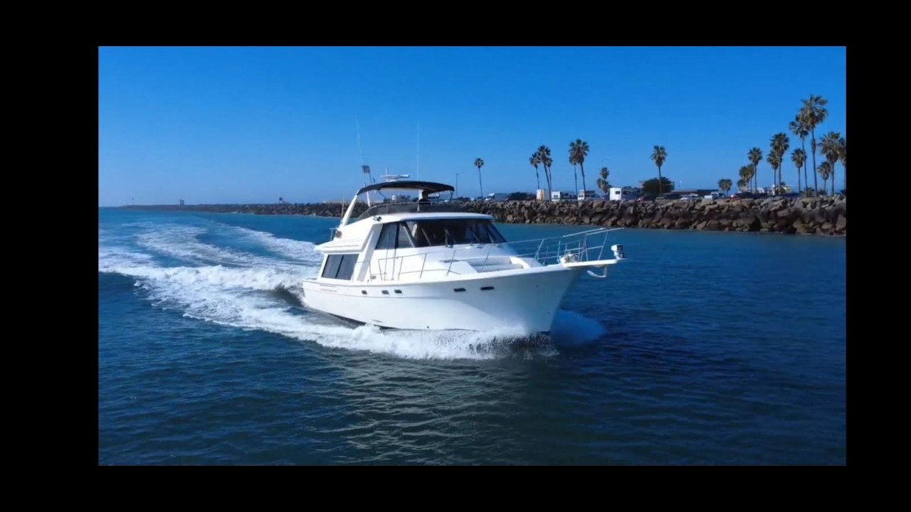 4788 Bayliner Pilothouse for sale Brokaw Yachts