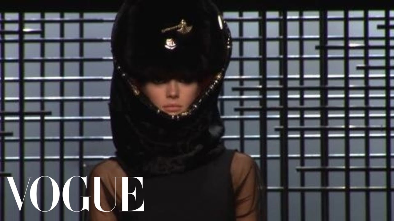 Fashion Show - Karl Lagerfeld: Fall 2009 Ready-to-Wear