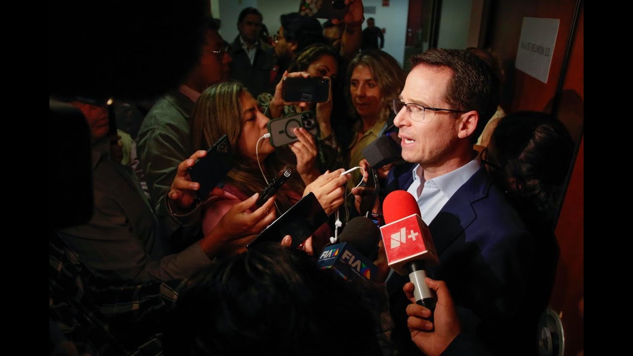 Entrevista al coordinador del PAN, Ricardo Anaya, al término de Comisiones Unidas de Gobernación