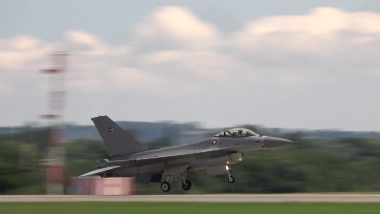 F-16 'Fighting Falcon' Jet ( Royal Danish Air Force)  - Yeovilton Air Day 2017