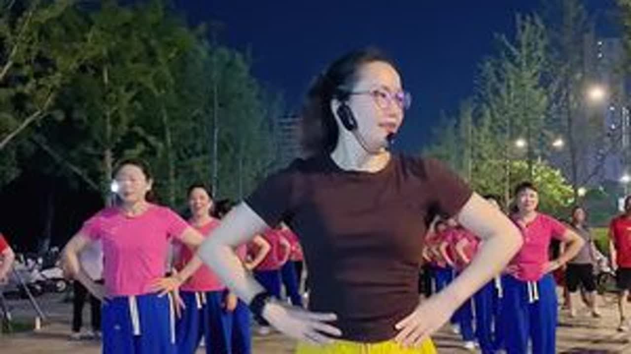 《真心真意过一生》健身操完整版！久坐人群每天跟练一遍，塑形全身！#健身操 #正能量有氧健身操 #全民健身运动