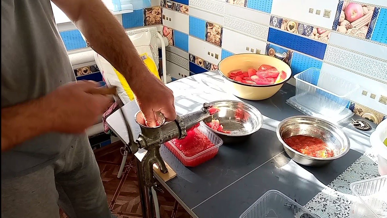 Осенние заготовки, варим сыры и наблюдаем за Плюшкой- тихушницей
