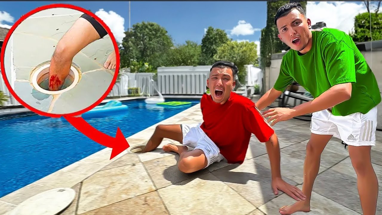 МОЙ ЗЛОЙ БЛИЗНЕЦ СЛОМАЛ НОГУ!!