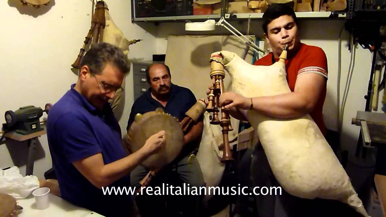 Calabria - Danilo Brancati - Zampogna a Moderna