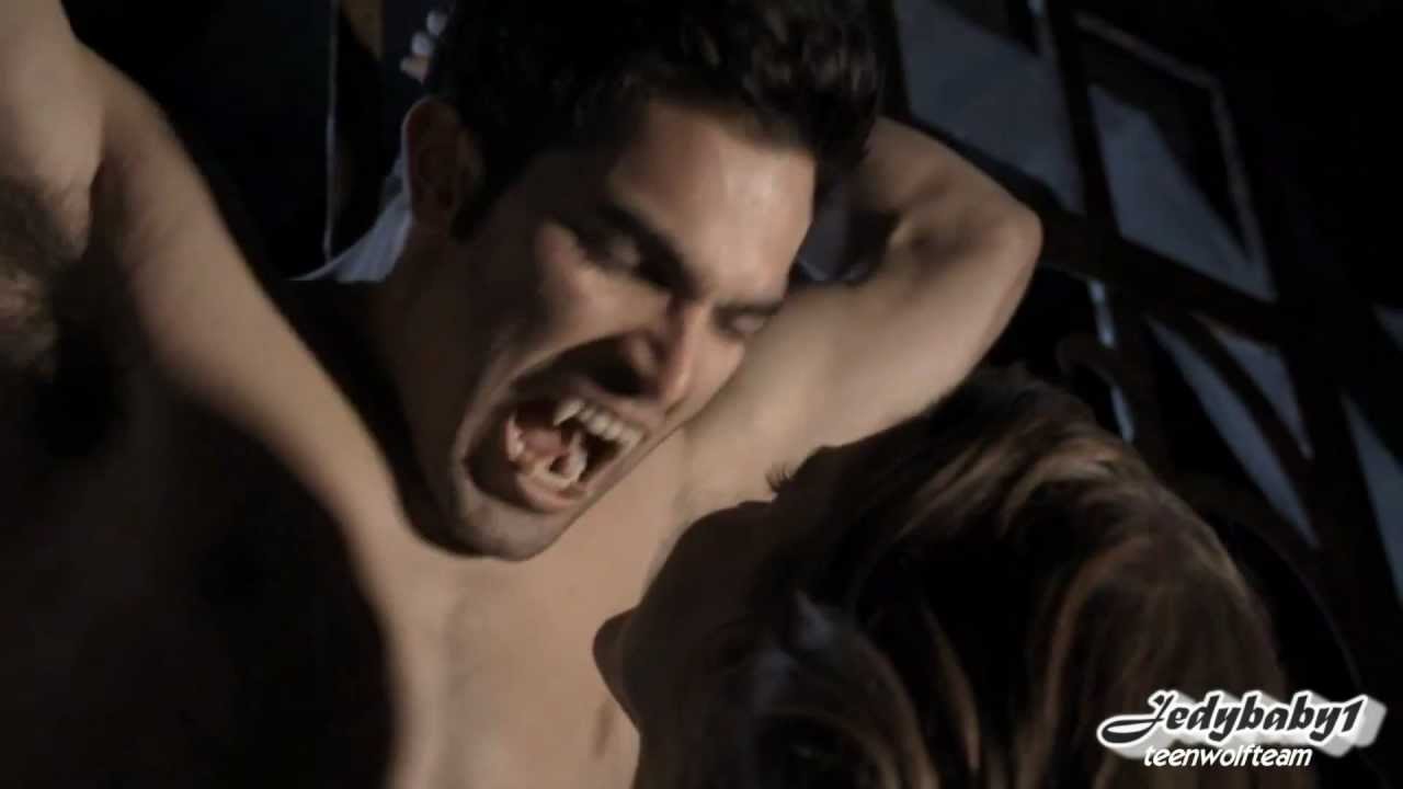 Tyler Hoechlin ~ Derek Hale  ♥