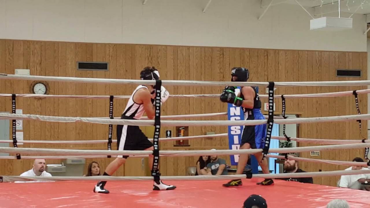 Andrew's very first boxing match!