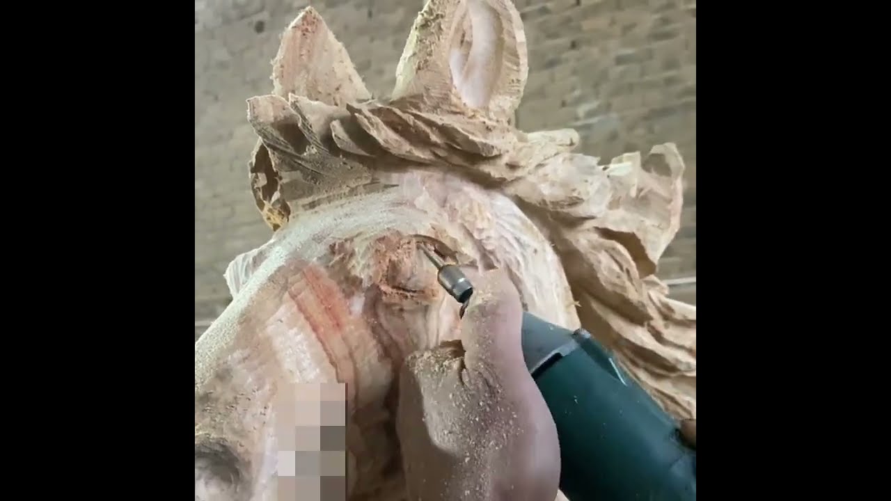 Amazing Wood Carving Horse &ndash; Majestic Handcrafted Sculptures