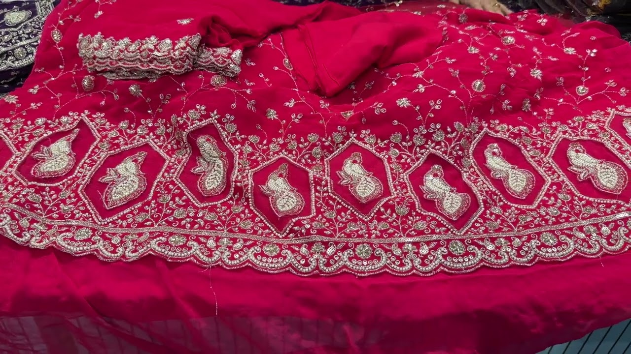 Happy woman day 🥰🥰📞7299525000 or 9992682021 #dressess #fashion #saree 