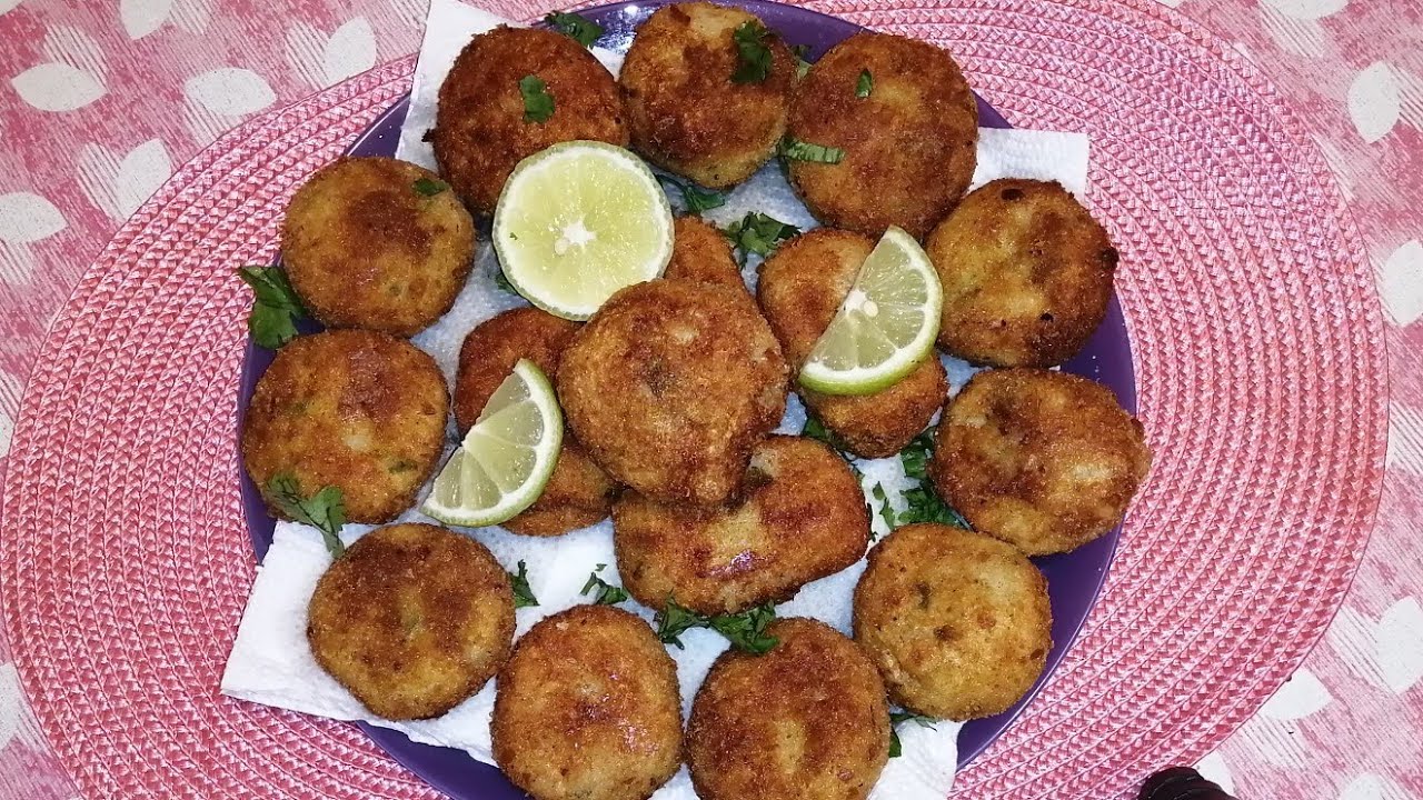 Croquettes de riz aux fromage كروكات الأرز بالجبن مع صلصه مرافقه.