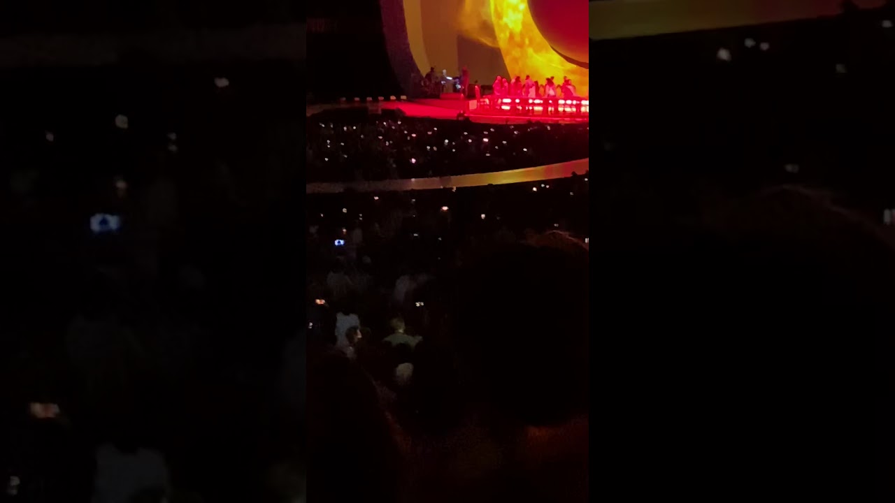 Ariana Grande - God Is a Woman live in Atlanta, GA 11/19/2019