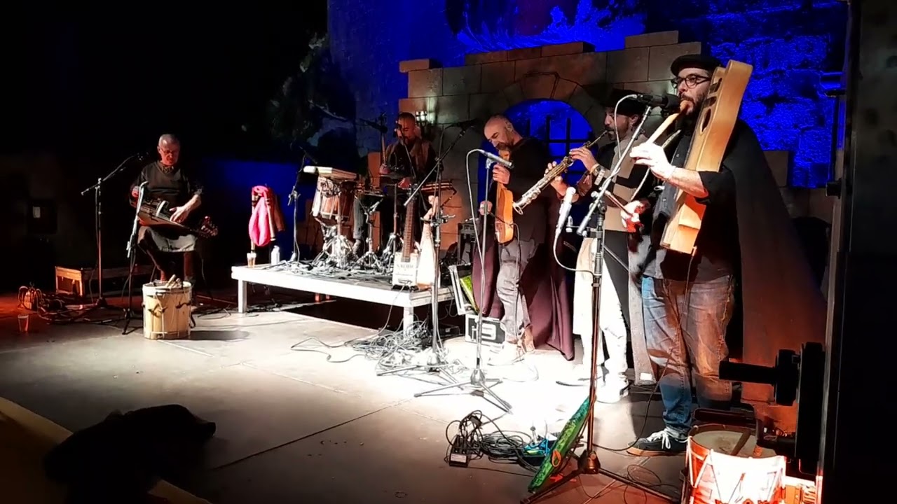 Galandum Galundaina- Nós Tenemos Muitos Nabos (ao vivo em Sortelha  20/09/2025)