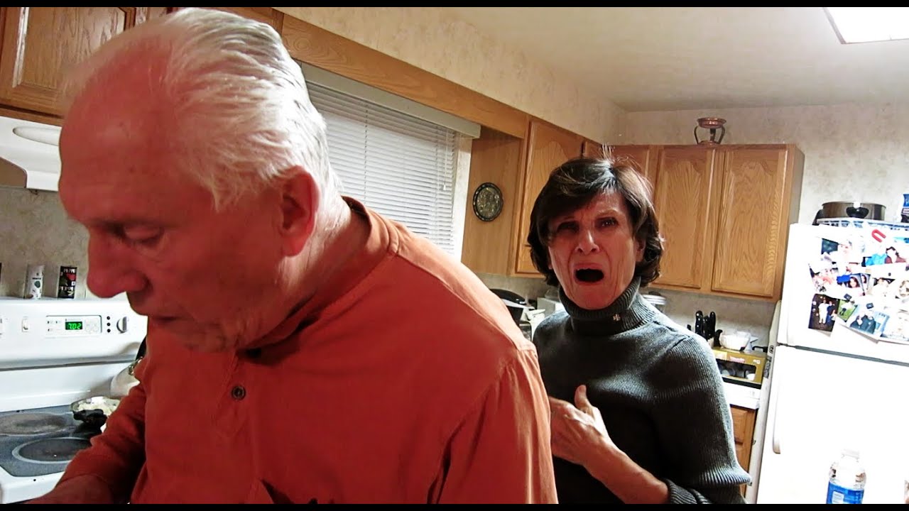 PREGNANT TURKEY PRANK!! - HOW TO PRANKS