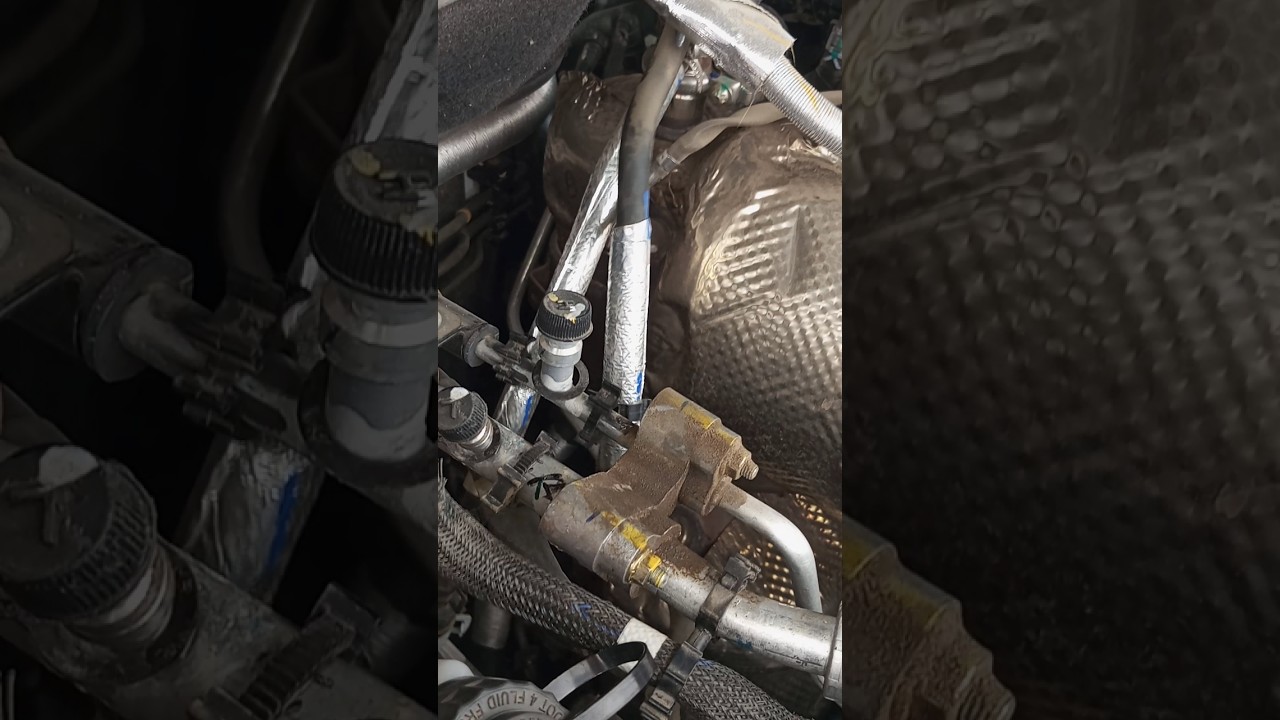 Mahindra Scorpio N engine idle condition noise coming in from engine side AC gas pipe noise#automobi