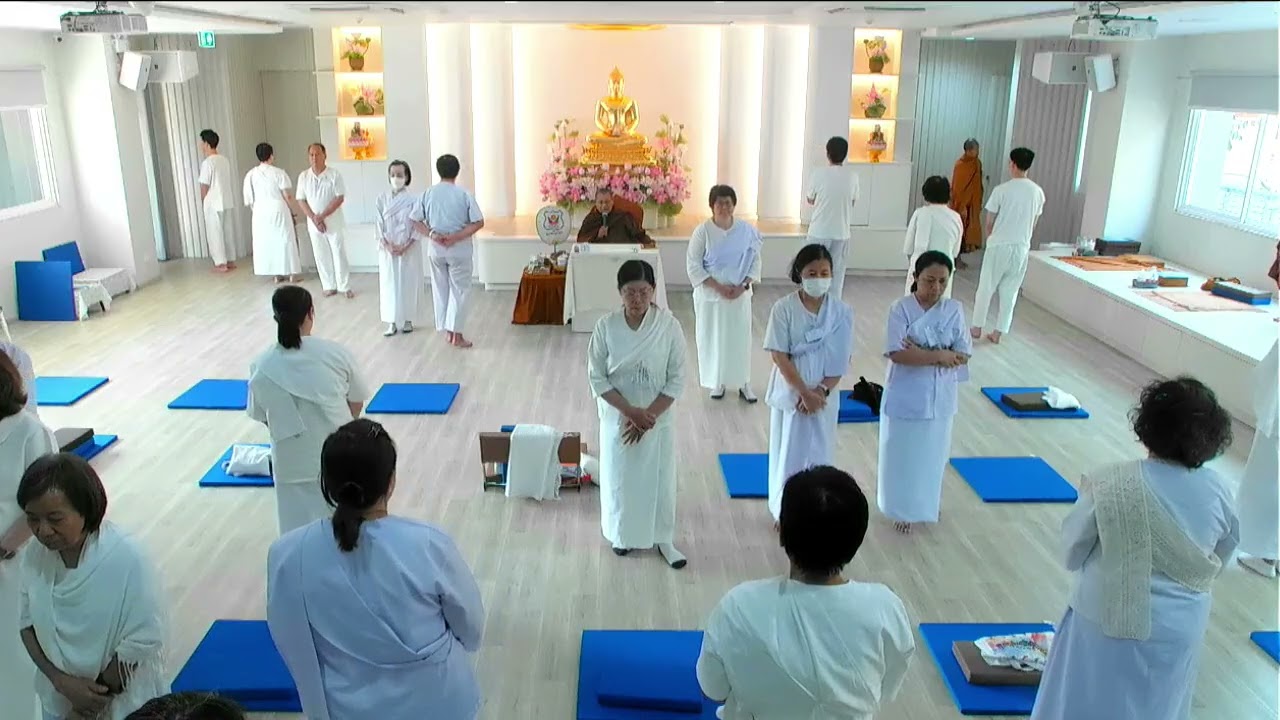 เดินจงกรมสังเกตสภาวธรรม คอร์สวิปัสสนา ยุวพุทธฯ ศูนย์ 4 เขมรังสี อยุธยา ภาคสายวันที่ ๑๕ มีนาคม ๒๕๖๘