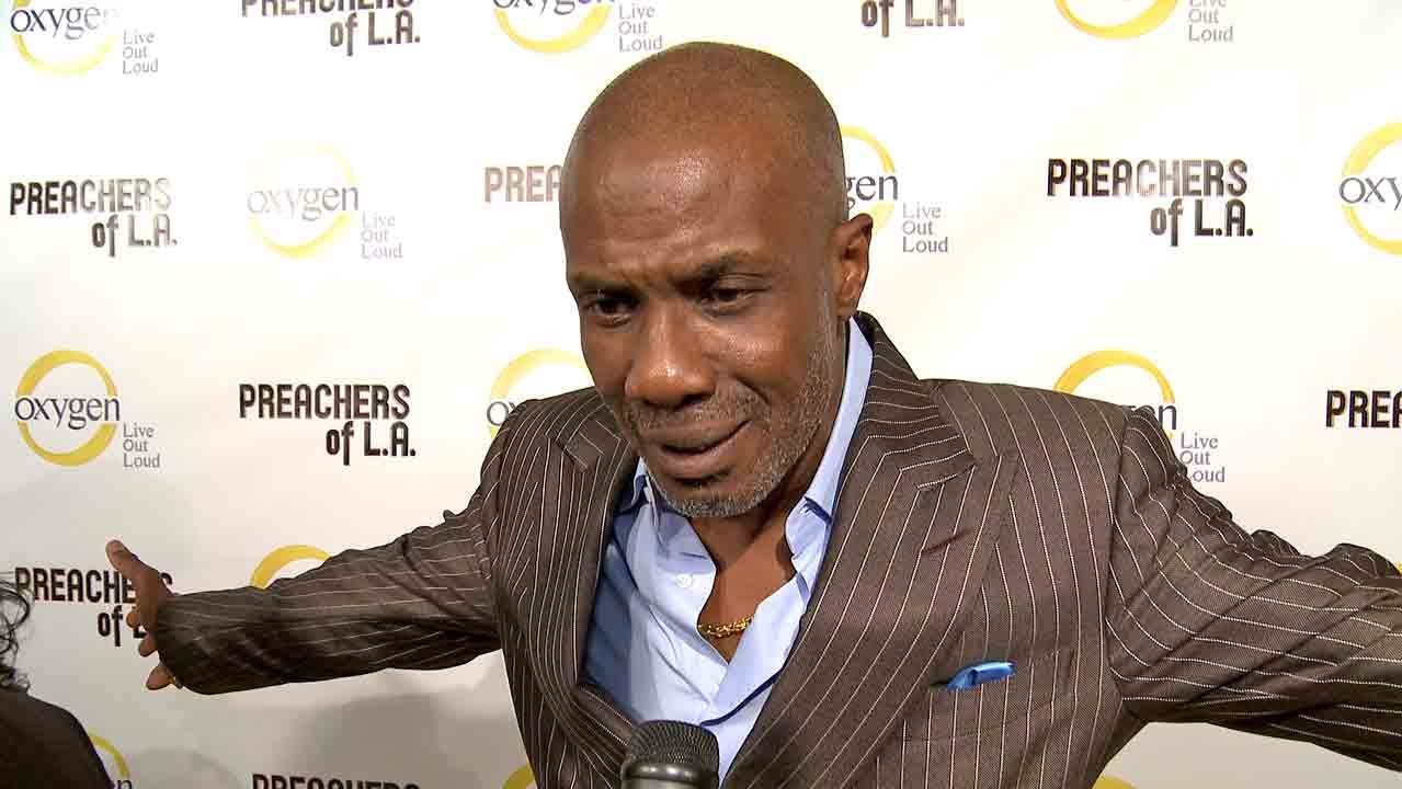 Bishop Noel Jones - Preachers of L.A. and Commitment Difficulties