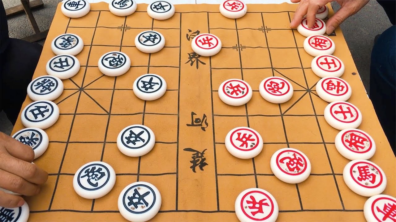 公园防守大师大战顶尖高手，残局攻防大开眼界，下的真精彩啊