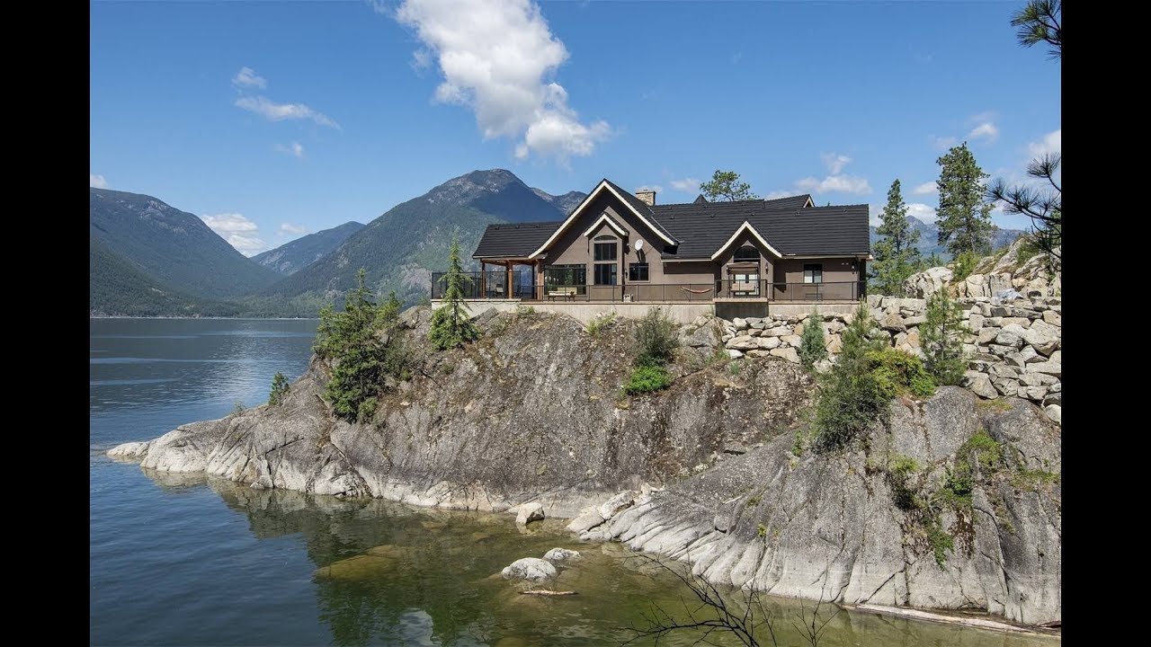 Majestic Waterfront Home in Boswell, British Columbia, Canada | Sotheby's International Realty