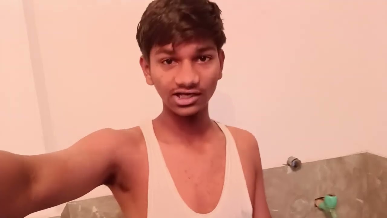 Mummy ne Diya challenge  thande Pani Se nahane ka q🥵🥵🥵