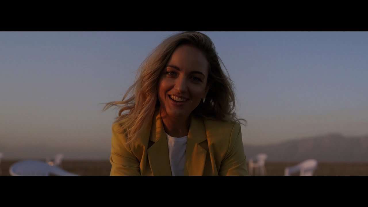 Janie Bay - My Lief Feat. Majozi & Early B [Official Video]