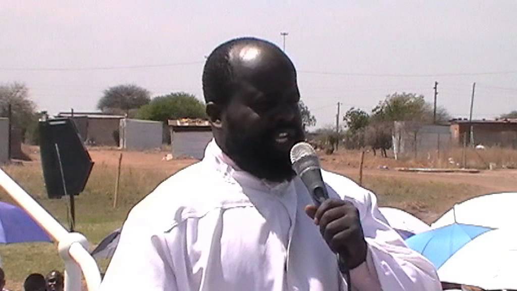 Mutumwa Mwari waronda tsoka dzaJesu Kristu ndiPaul Mwazha - The African Apostolic Church