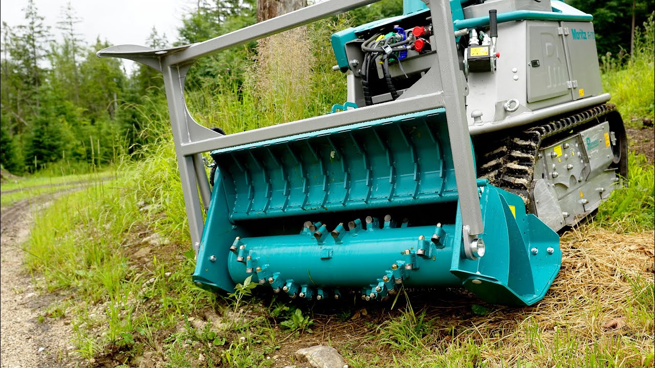 Pfanzelt Moritz Fr 75 erdészeti távirányítású erőgép talajmaró és szárzúzó adapterrel