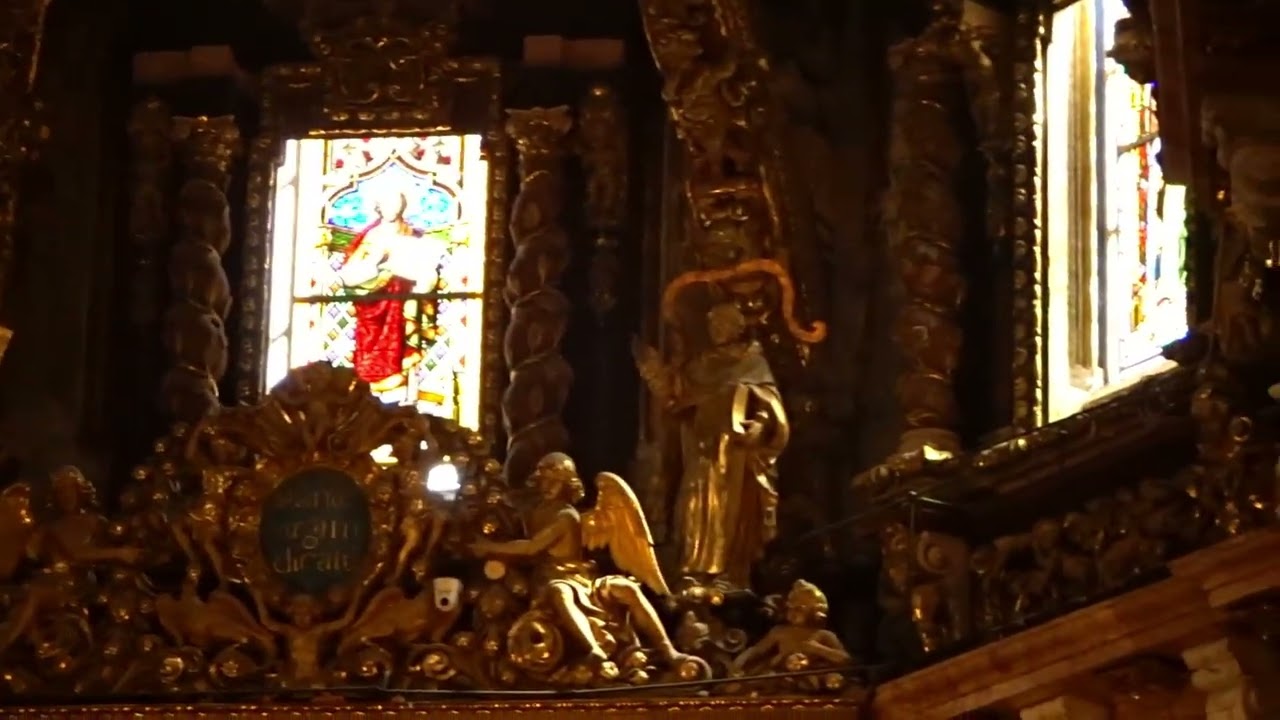 49  Валенсия Кафедральный Собор служба