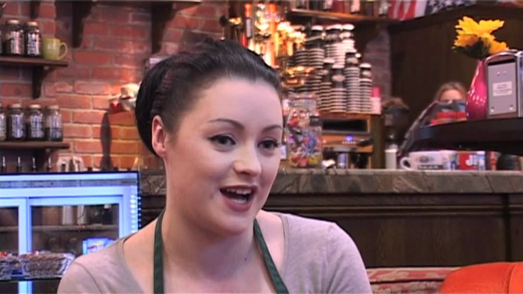 Keeping up with Kelly - Central Perk (009)