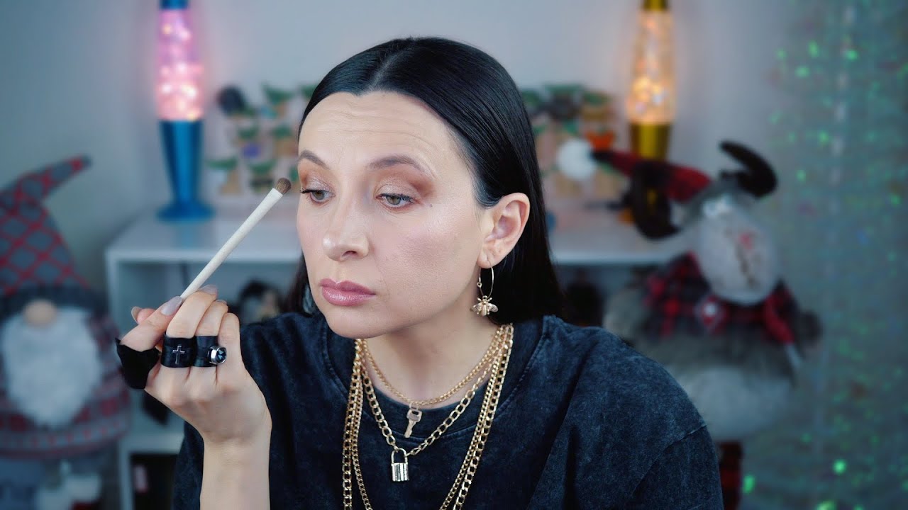 ASMR Doing My Makeup / GRWM