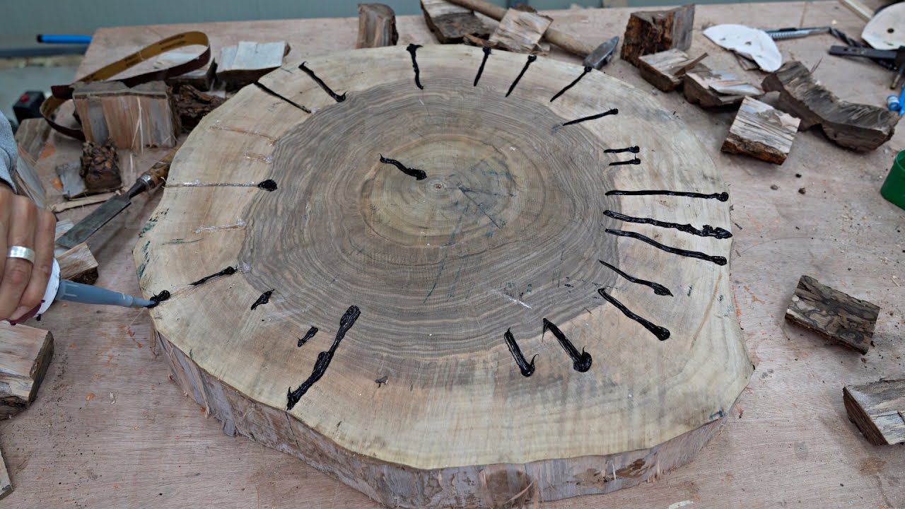 Filling Wood Cracks With Epoxy & Making Table