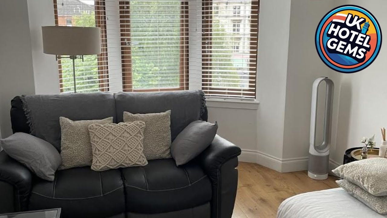 Top Floor West End Apartment - Partick, Glasgow | Glasgow, United Kingdom | Hotel Review 🌟