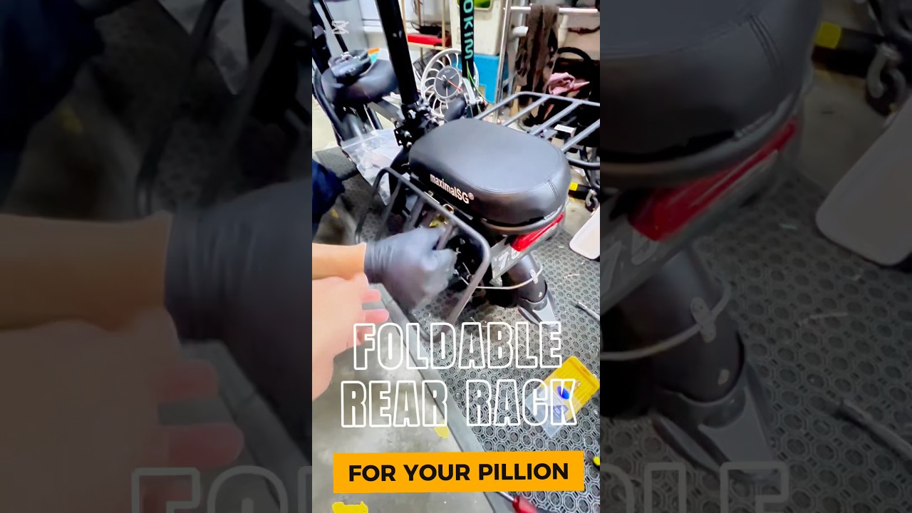 Foldable rear rack storage and for pillion riding