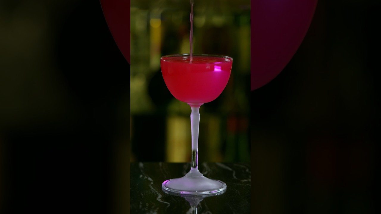 Najlepszy drink na wakacje, kt&oacute;rego nie kupisz w barze! 🍓🍋&zwj;🟩 #przepis #koktajl #alkohol #pijto