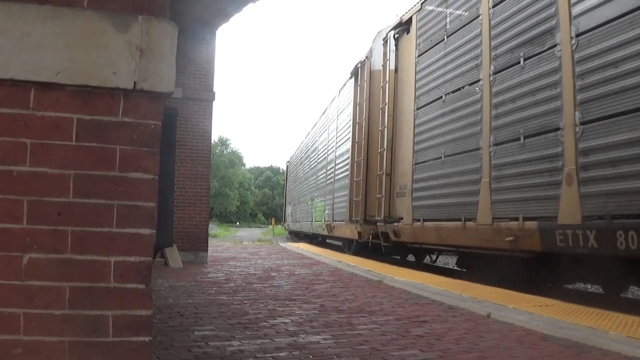 Csx Westbound Autorack Train In Point Of Rocks On Track 1