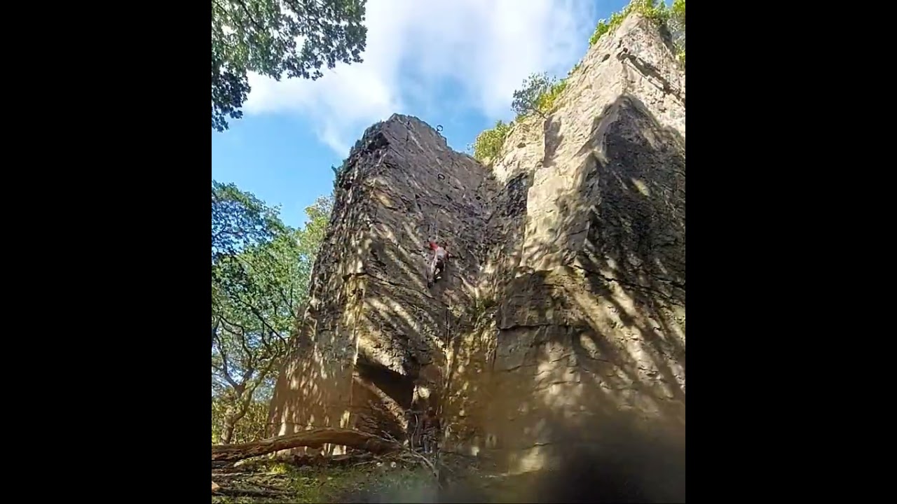 Limekilns   Dead Ringer E1 5B
