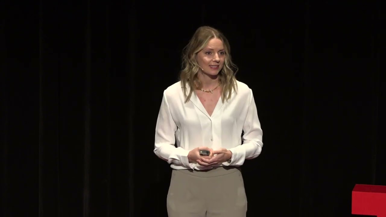 How we can use virtual reality to support our mental health | Alexandra Kitson | TEDxSFU
