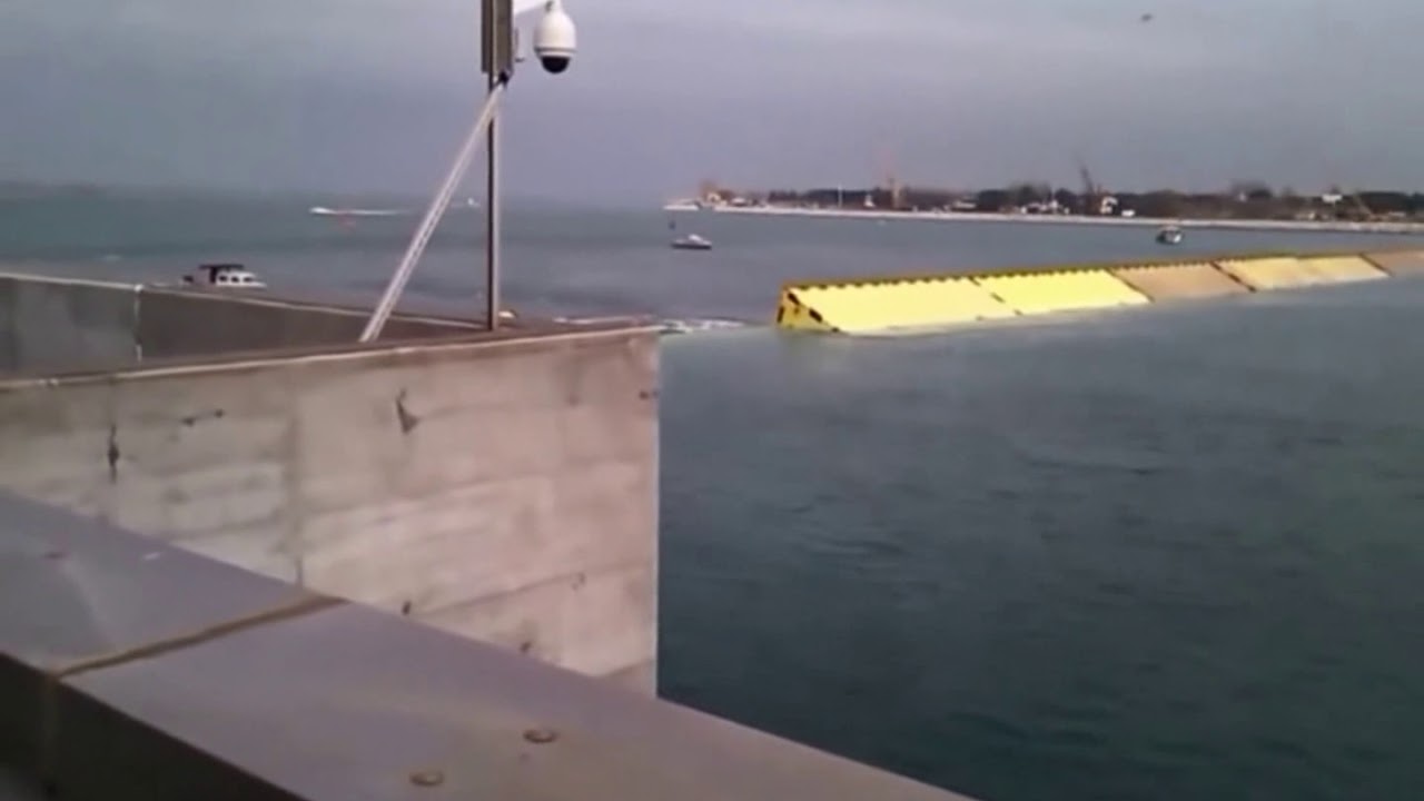 Successful closure of Venice Flood Barrier