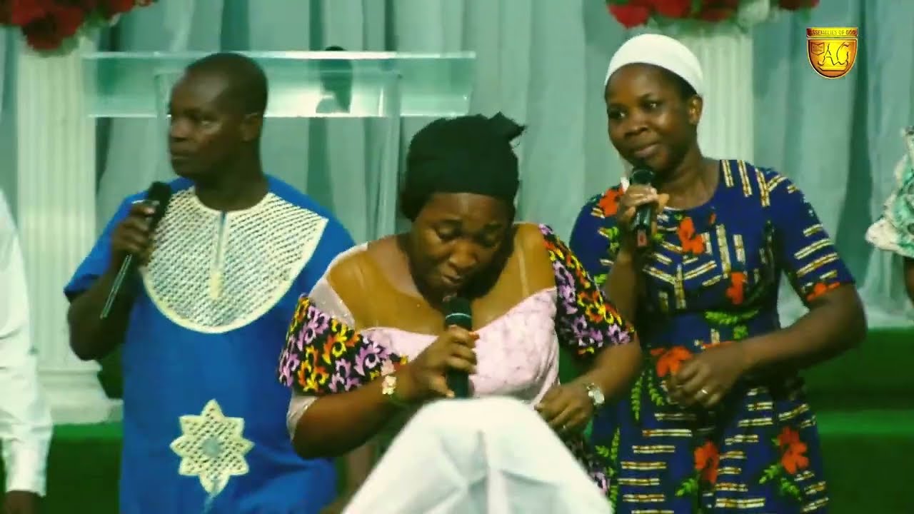INTENSE PRAISE SESSION AT AGSURULERE