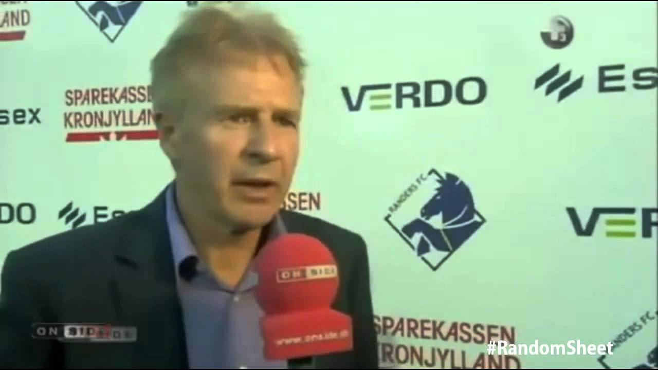 Fodboldtr&aelig;ner sl&aring;r Journalist