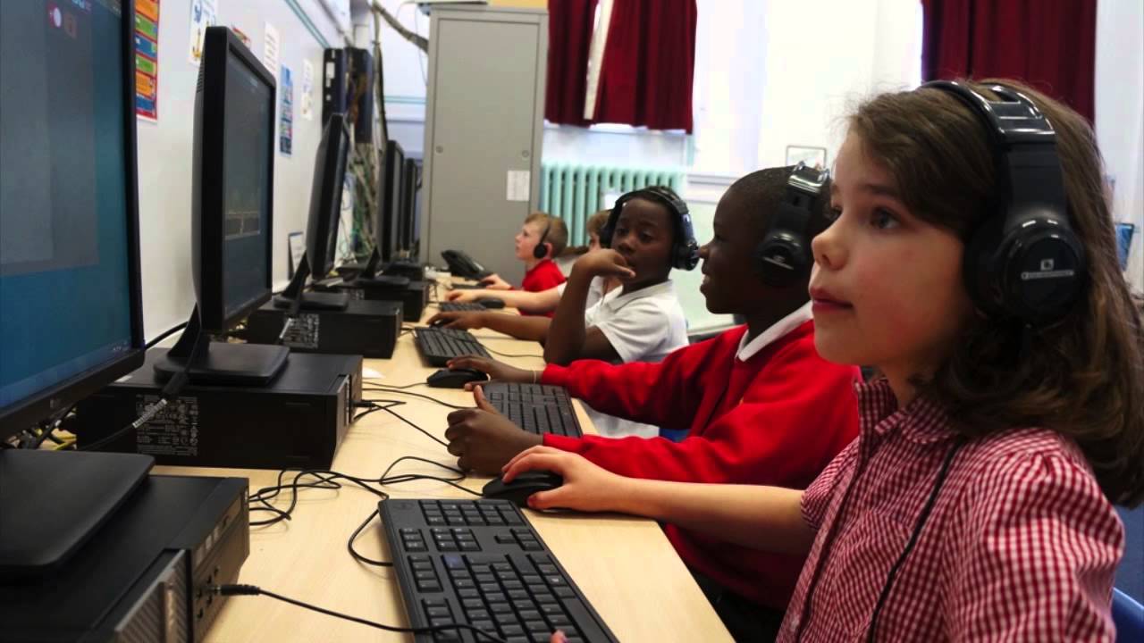 A day in the life of Brackenbury Primary School (2015)