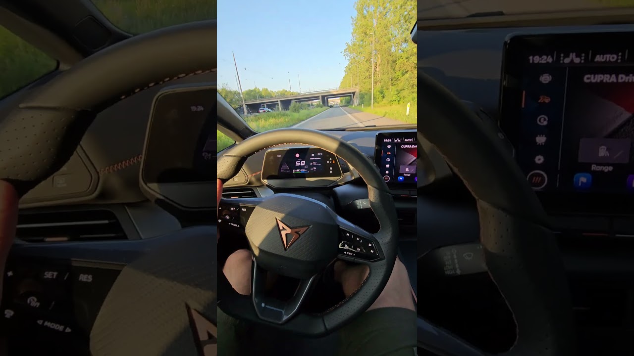 Cupra Born 58kw 204hp accelerating