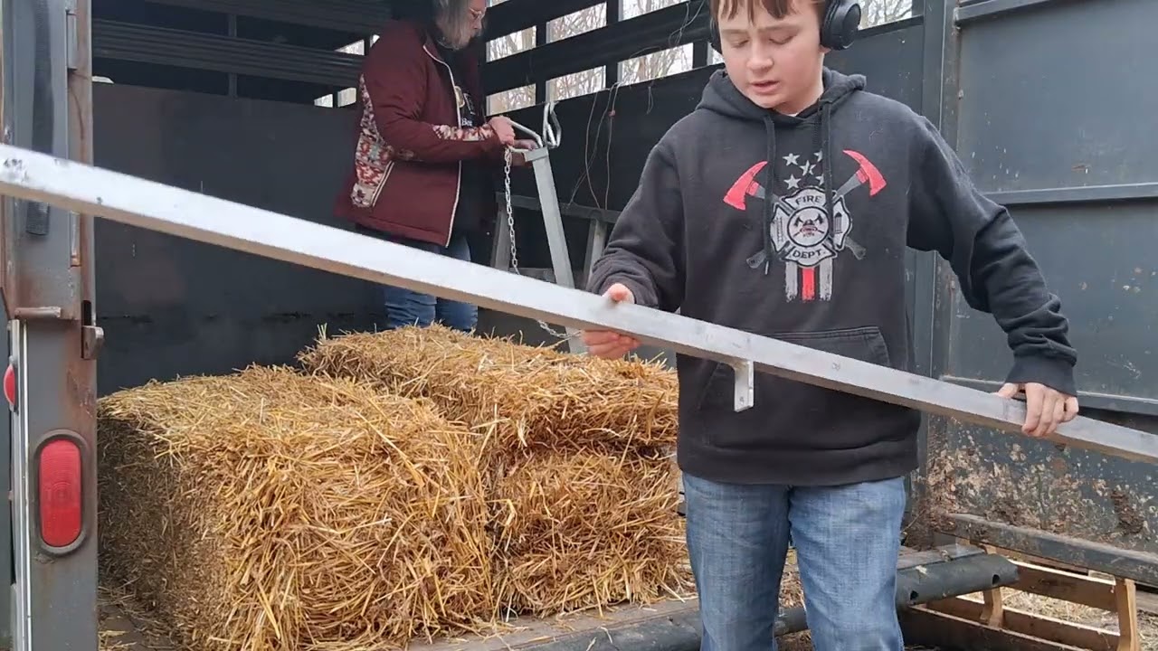 ATV Farms ep #65 prepare for new Arrivals 