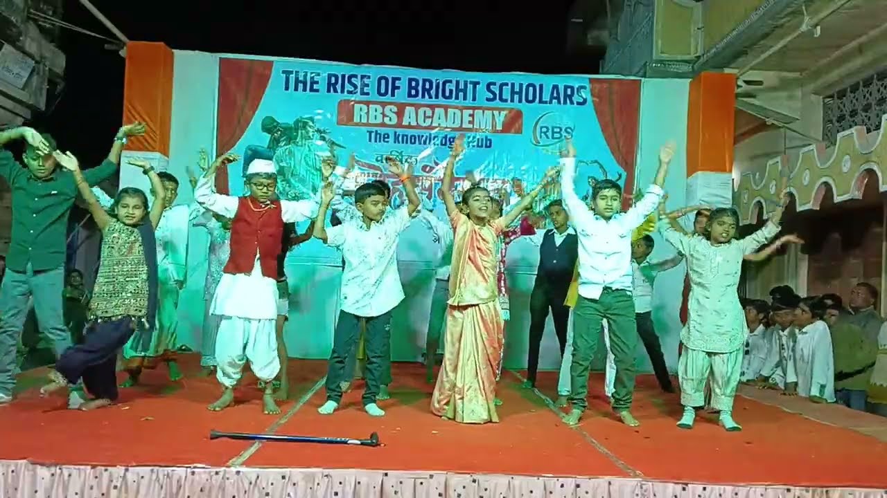 TAARAK MEHTA KA OOLTAH CHASHMA THEME//GOKULDHAM SOCIETY//Dance performed by Class 4th&5th student's