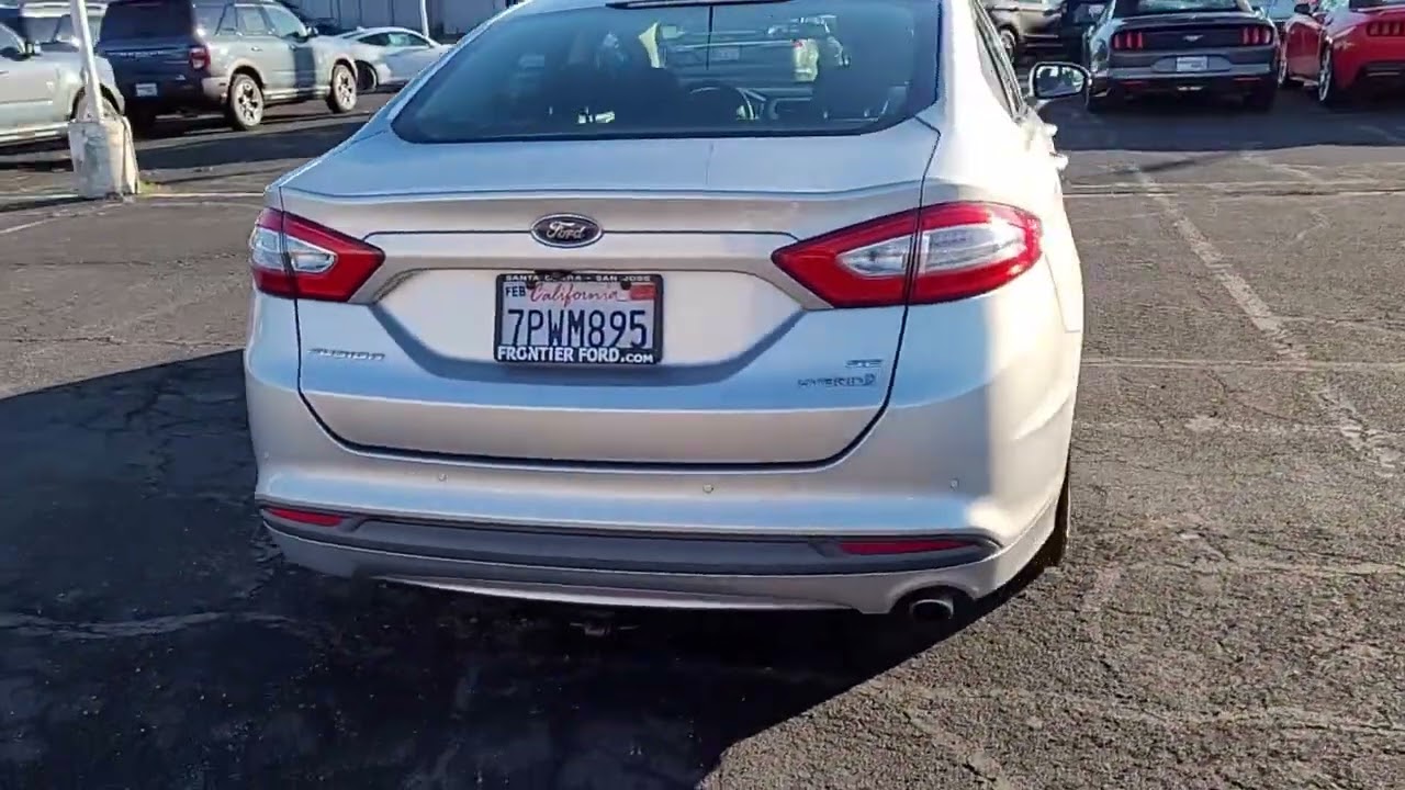 2016 Ford Fusion Hybrid SE Sedan