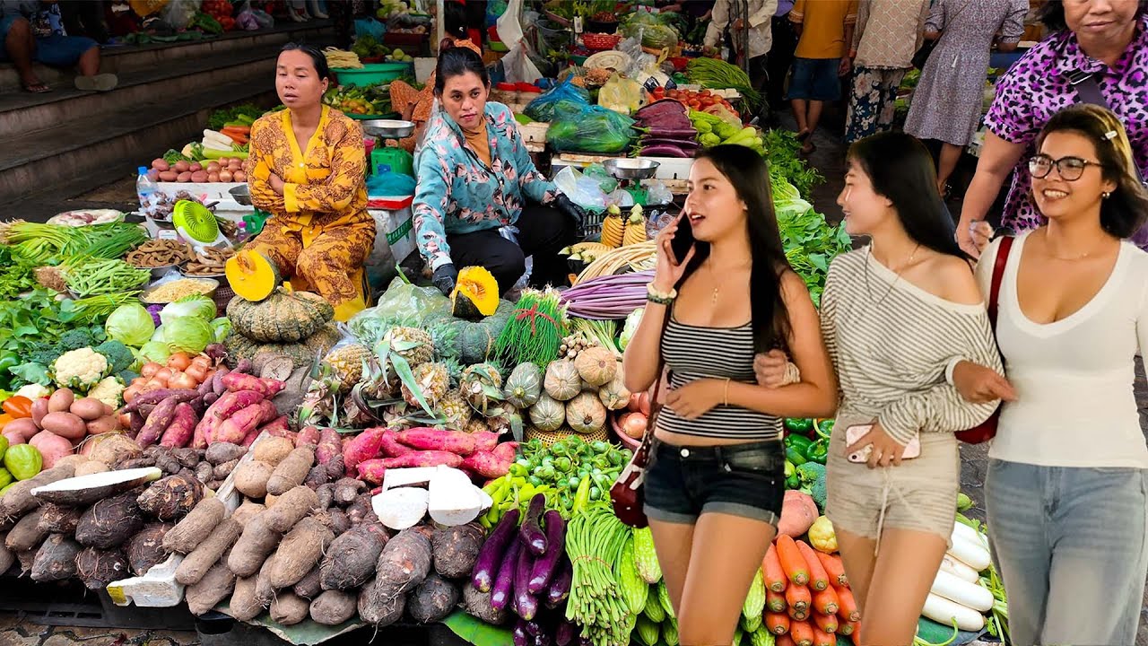 Beoung Trabaek Market Tour 🇰🇭 Hidden Street Food​​ in CAMBODIA 2026