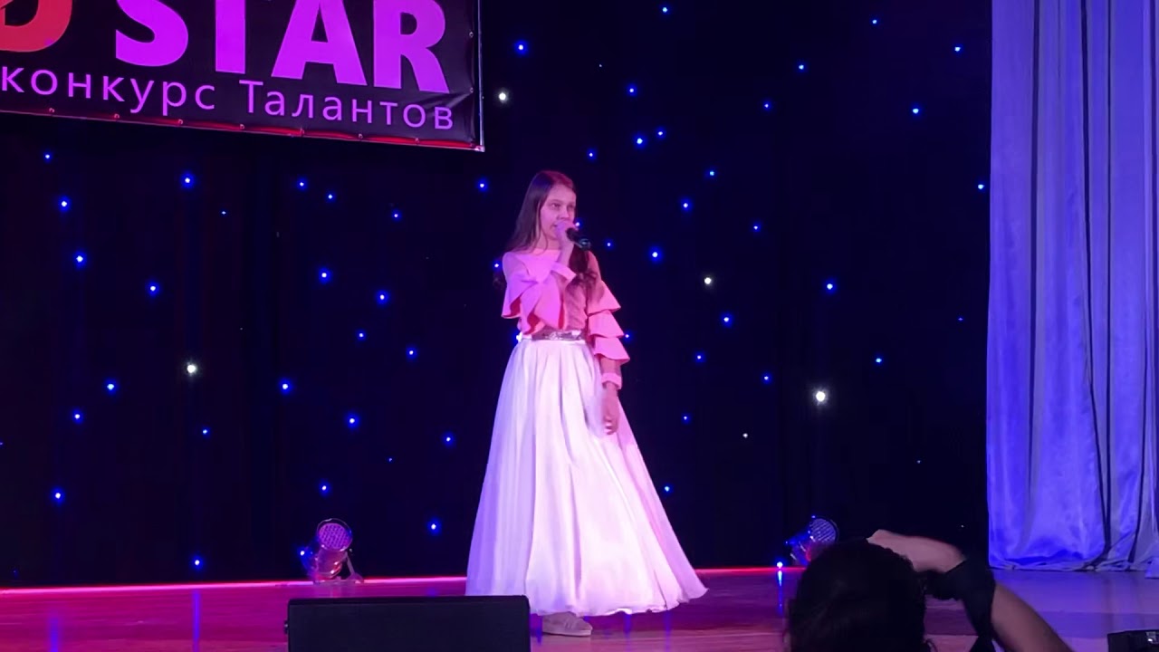 Катерина Крыжановская - &laquo;Усміхнися мені&raquo; BRAND STUDIO